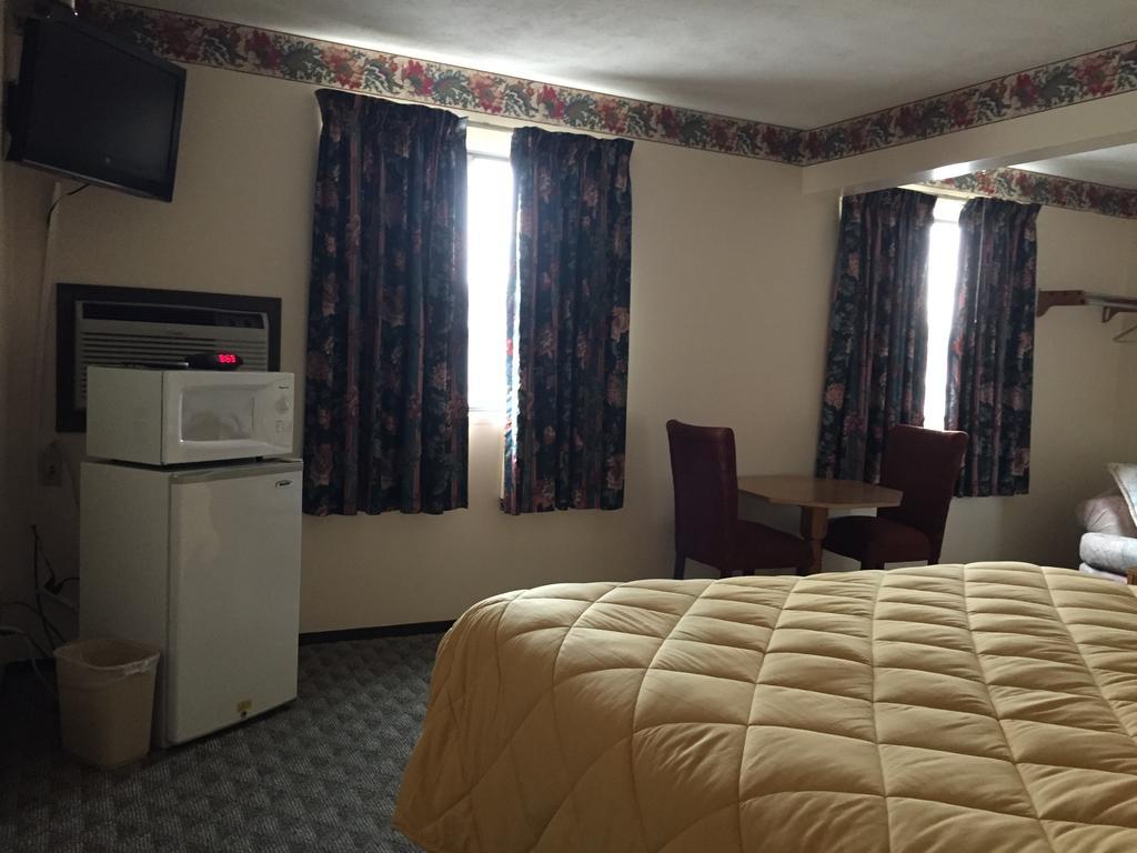 Motel Baxter 4 Less