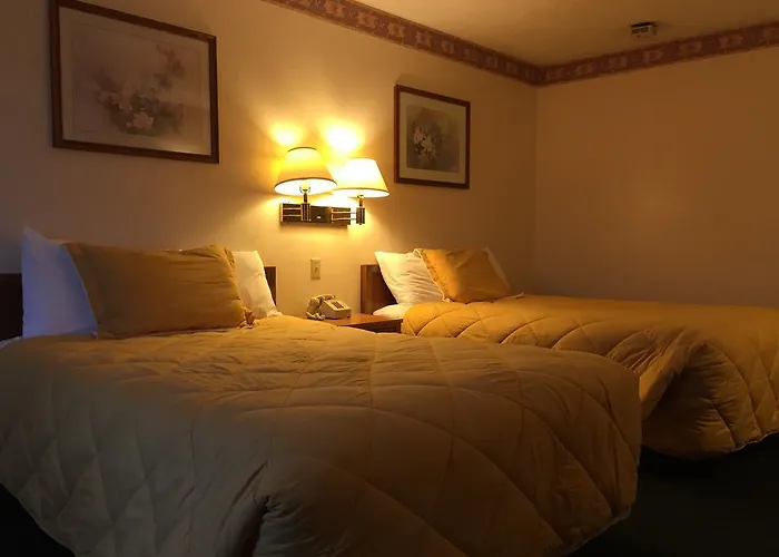 Baxter Inn 4 Less