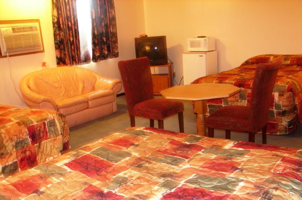 Motel Baxter 4 Less 2*